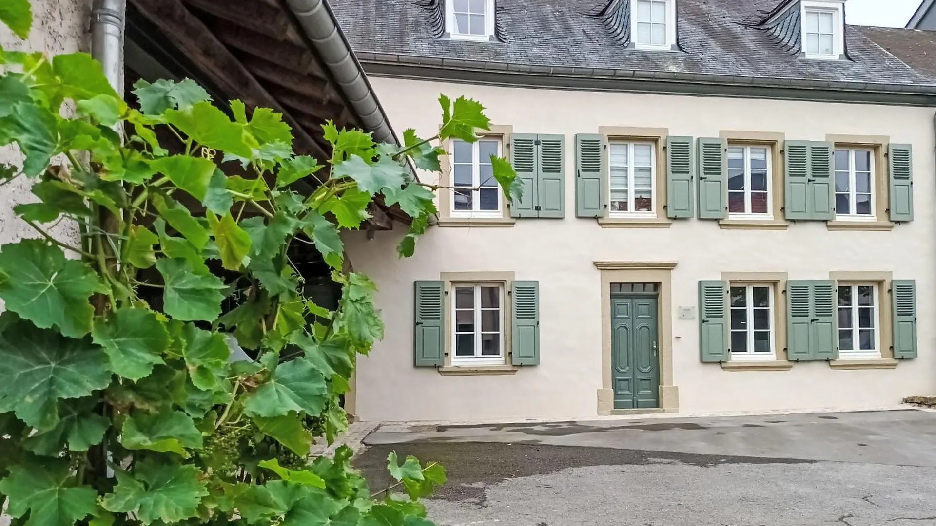 Apartment Greiweldenger Leit As By Interhome Greiveldange